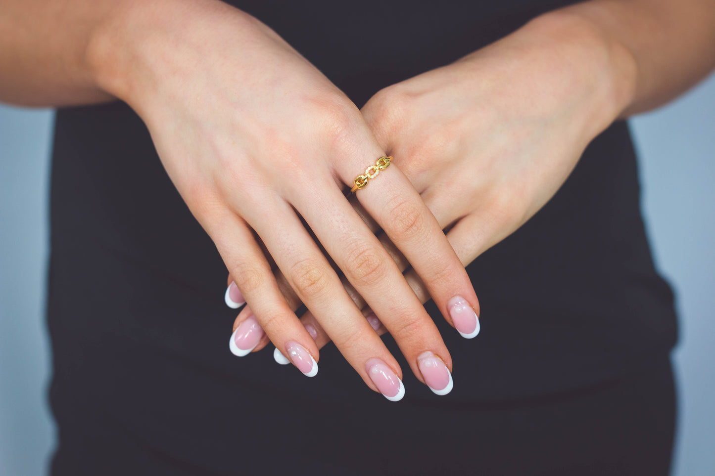 SIX NATURAL DIAMOND LINK RING GOLD