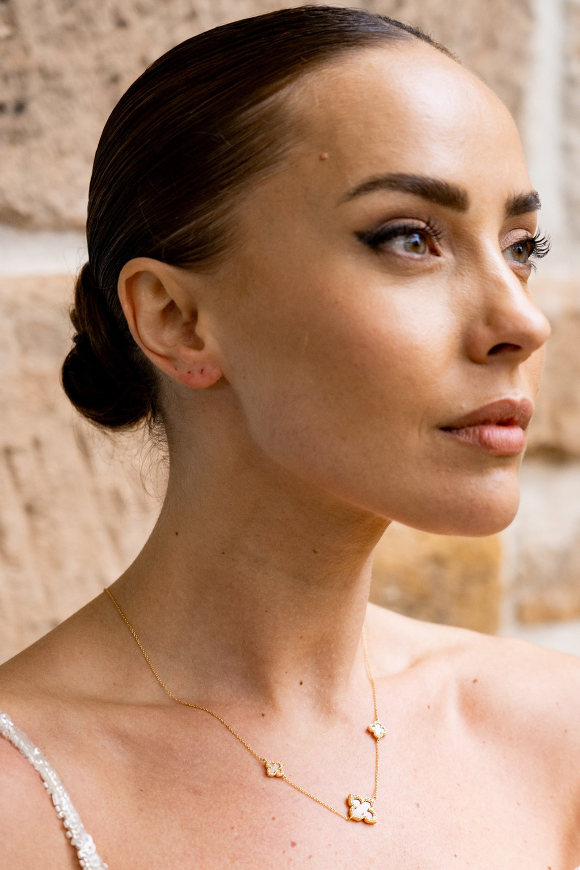 SYDNEY SOIRÉE FAIRWATER MOTHER OF PEARL DELUXE NECKLACE GOLD
