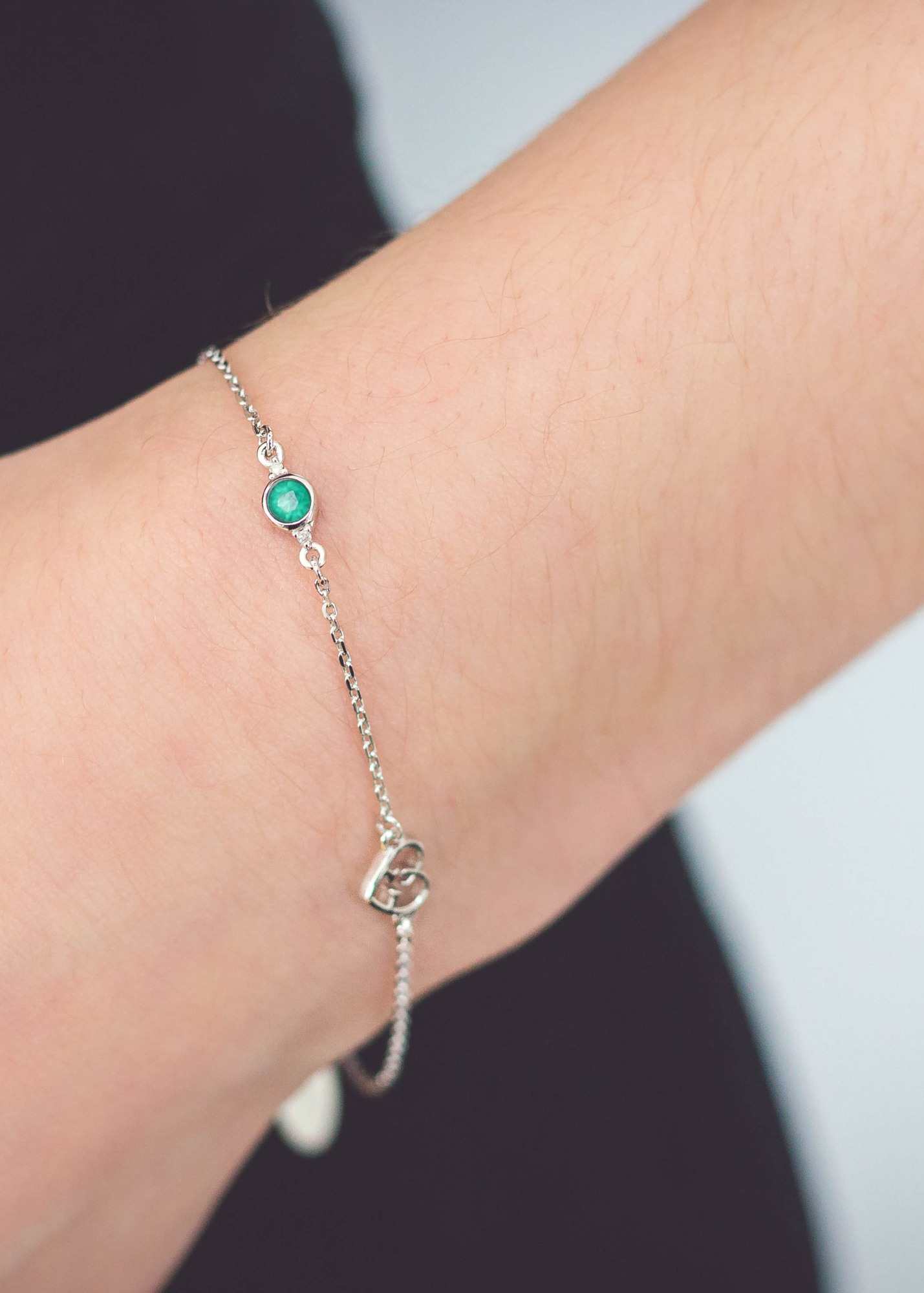 NATURAL GREEN AGATE AND TWO NATURAL DIAMOND MAY BRACELET SILVER